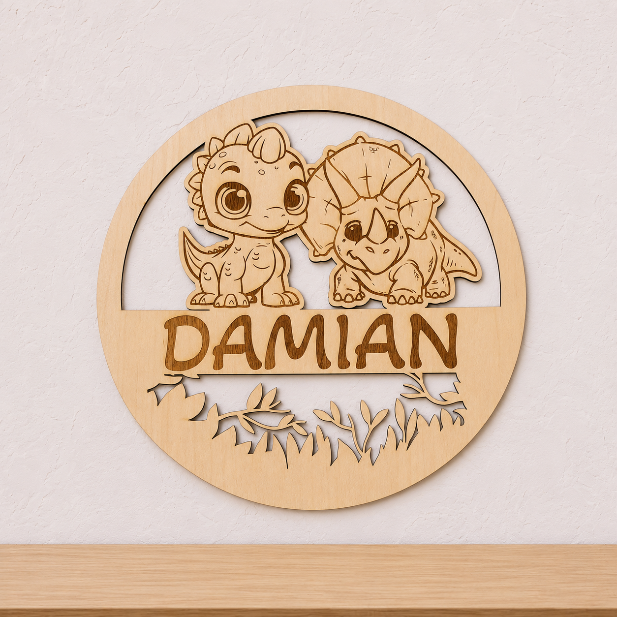 Gegraveerd houten naambord met dinosaurus gepersonaliseerd met naam