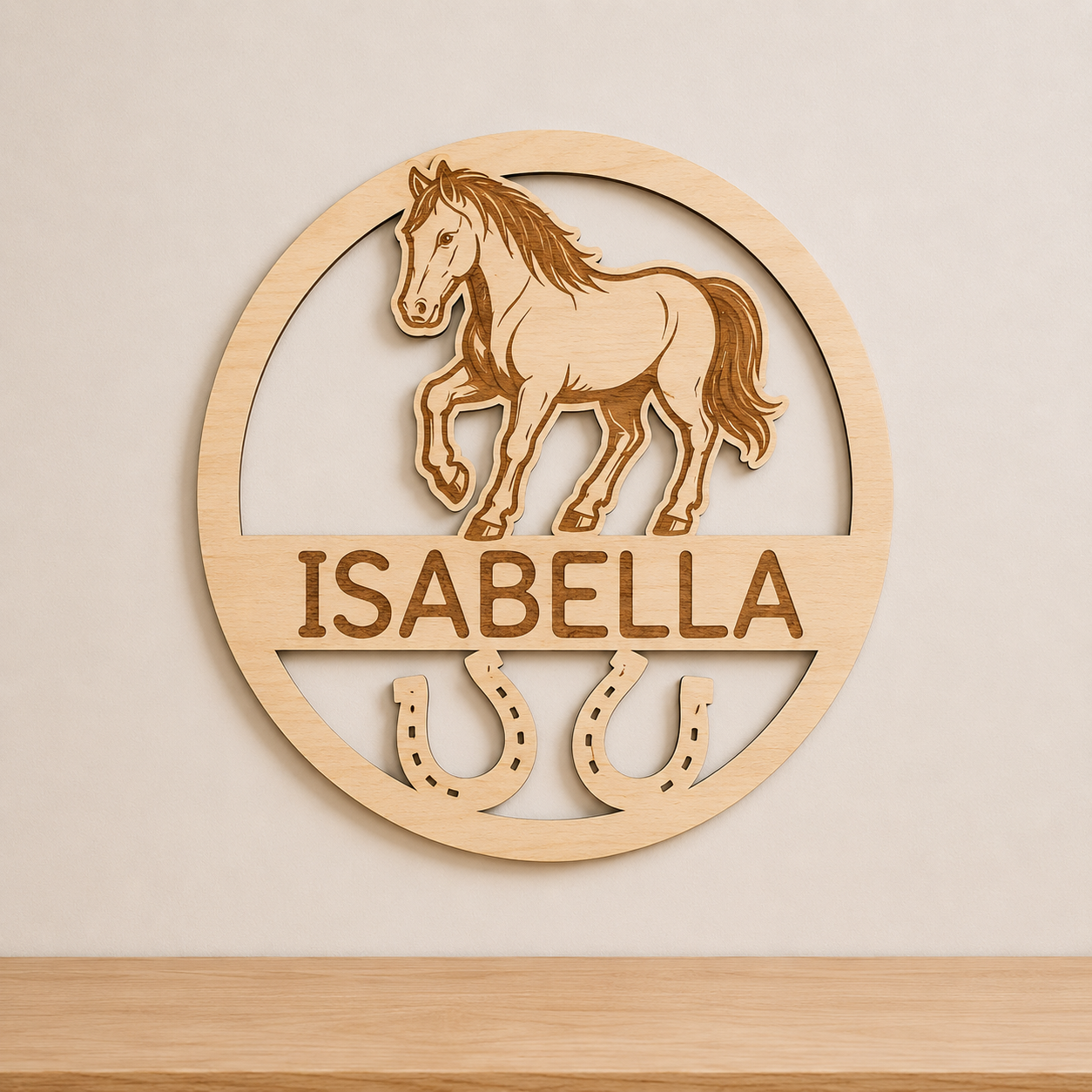 Gegraveerd houten naambord met paard gepersonaliseerd met naam