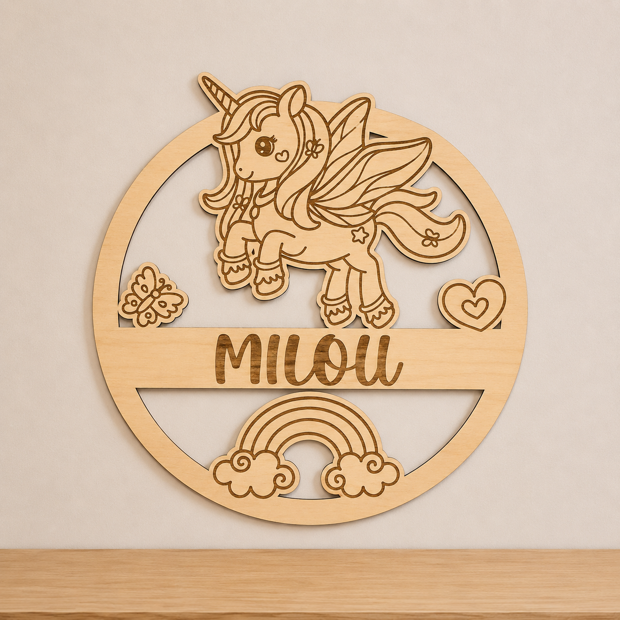 Gegraveerd houten naambord met unicorn gepersonaliseerd met naam