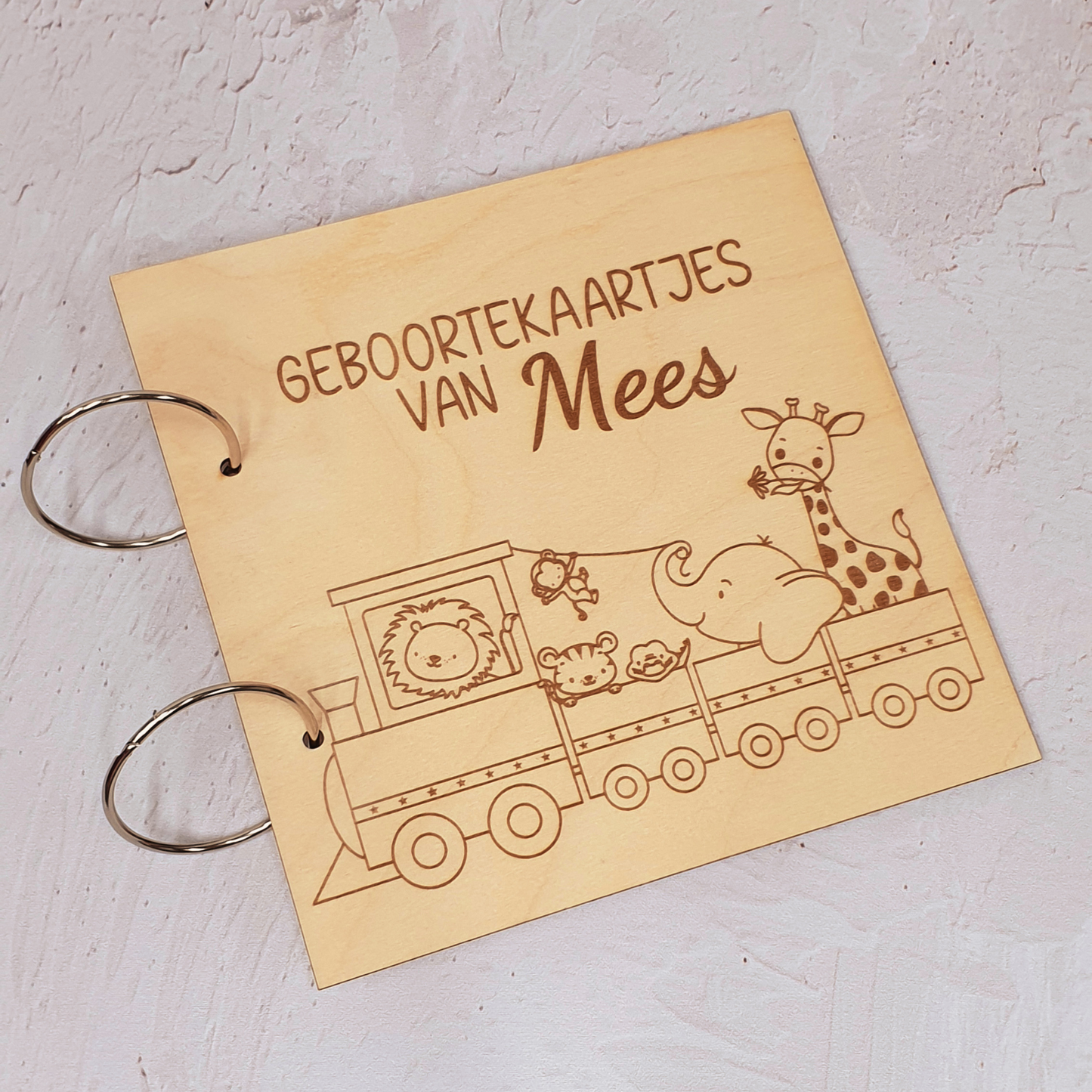 Houten bewaarbundel trein met safari dieren gepersonaliseerd